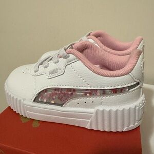 Puma Kids White and Pink Glitter Sneakers